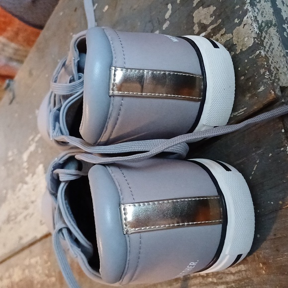 🔥🔥🔥Kenneth Cole Neoprene Kam Stripe Witt sneaker size 8 - Picture 6 of 12